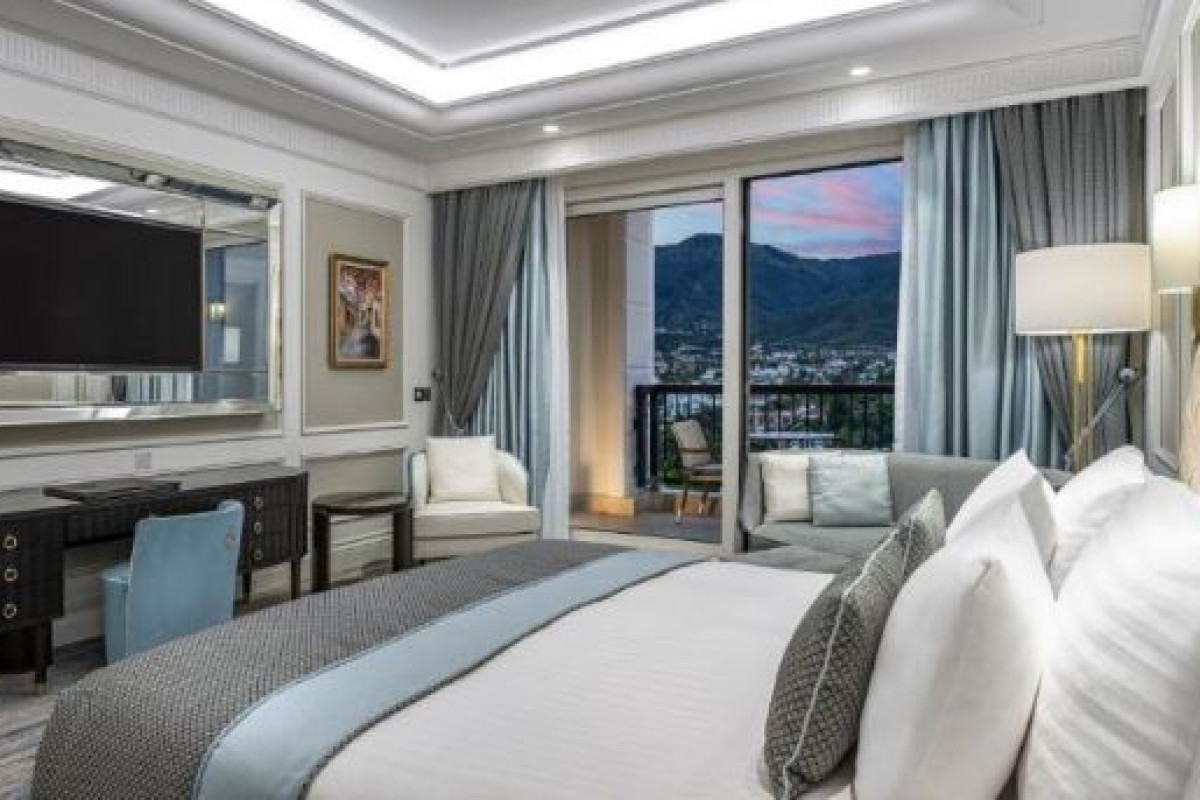 MERIT ROYAL DIAMOND HOTEL  SPA