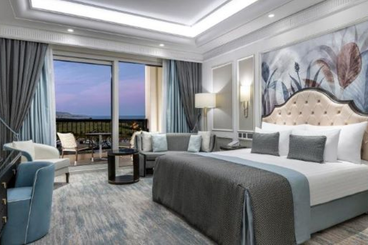 MERIT ROYAL DIAMOND HOTEL  SPA