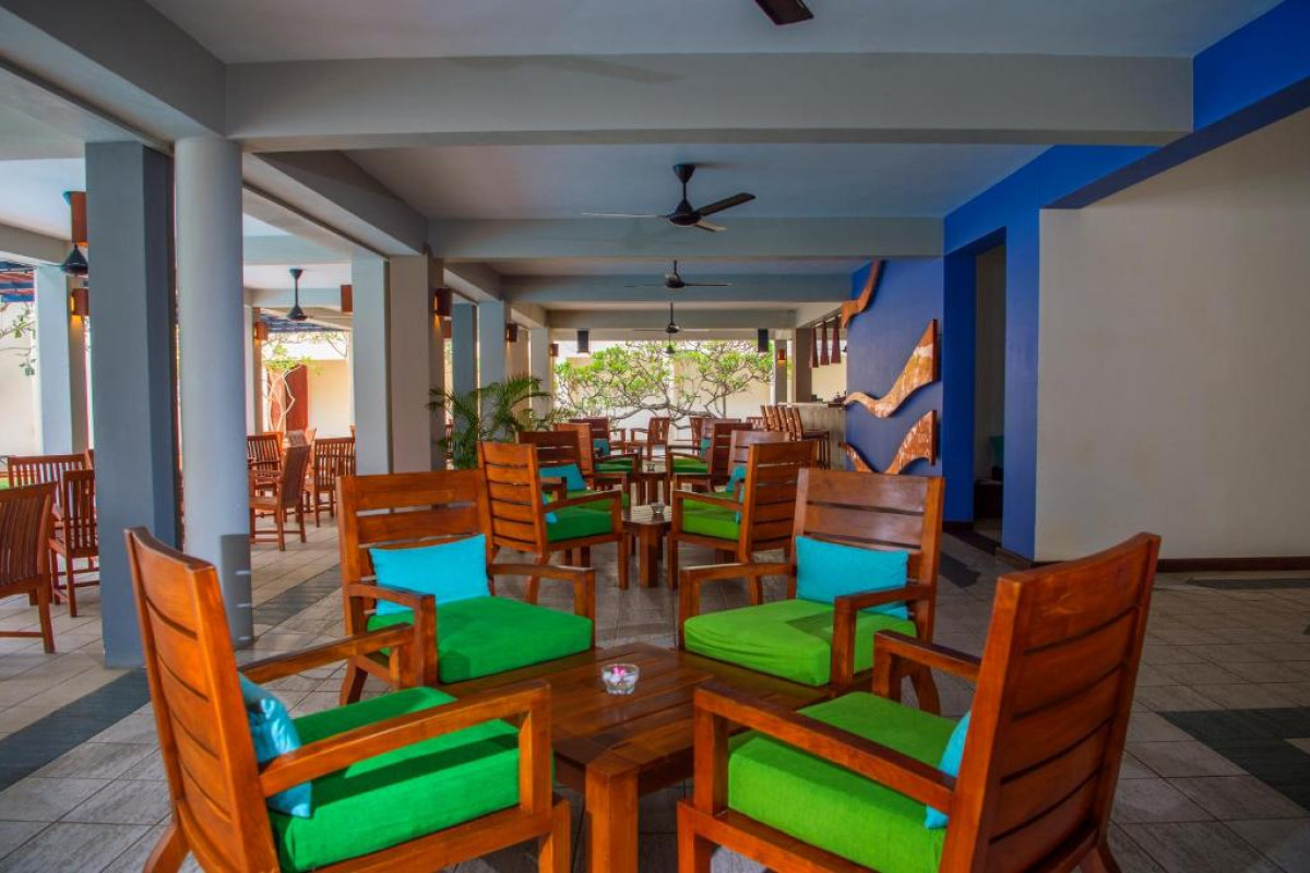 Mermaid Hotel And Club