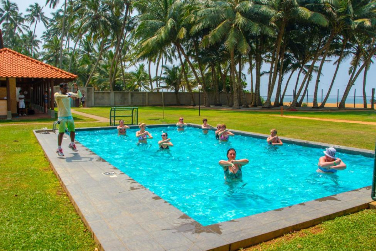 Mermaid Hotel And Club