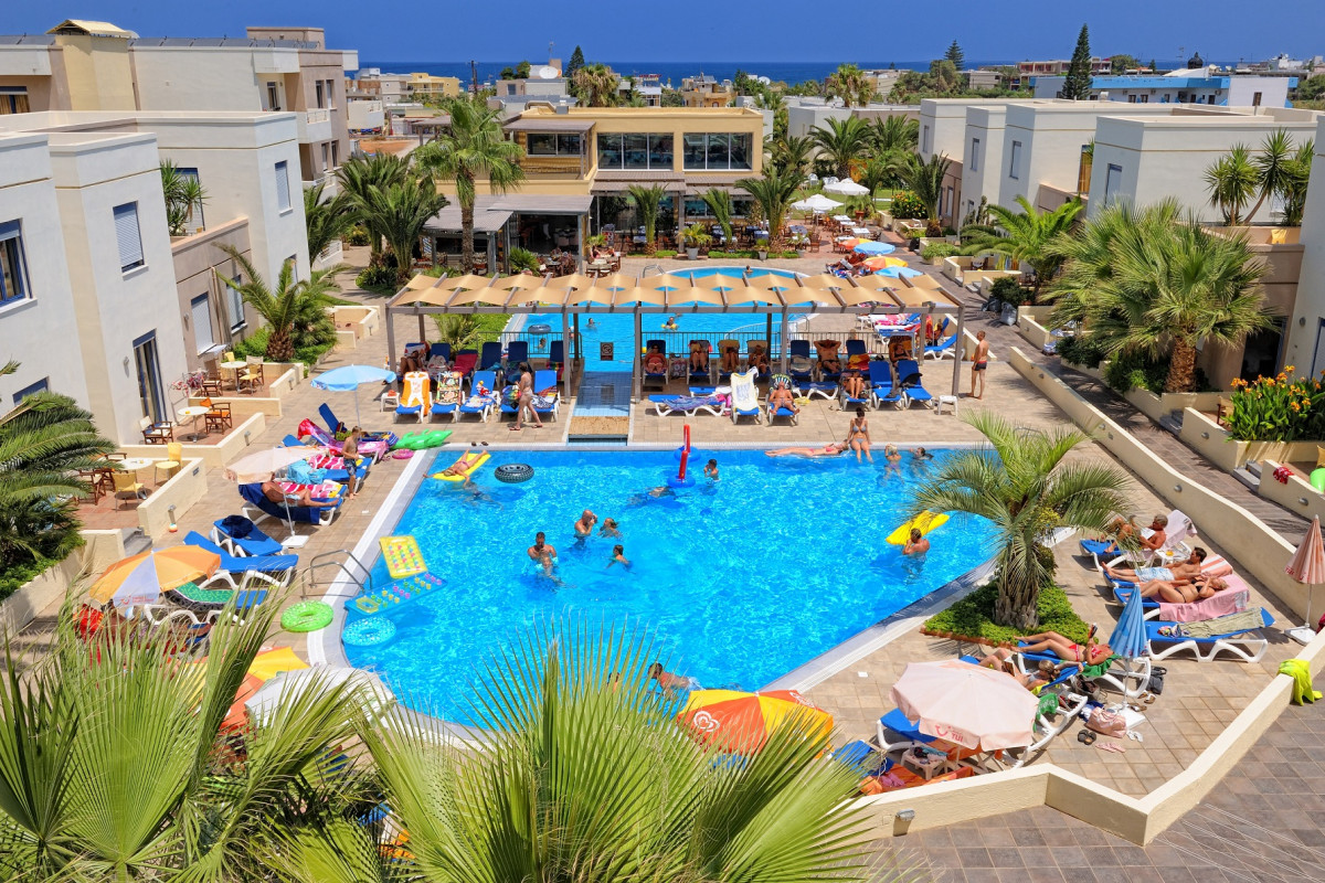 Meropi Hotel & Apartments