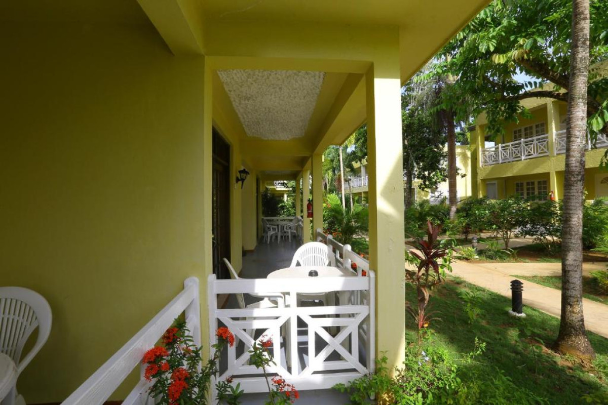 Merril's Beach Resort III