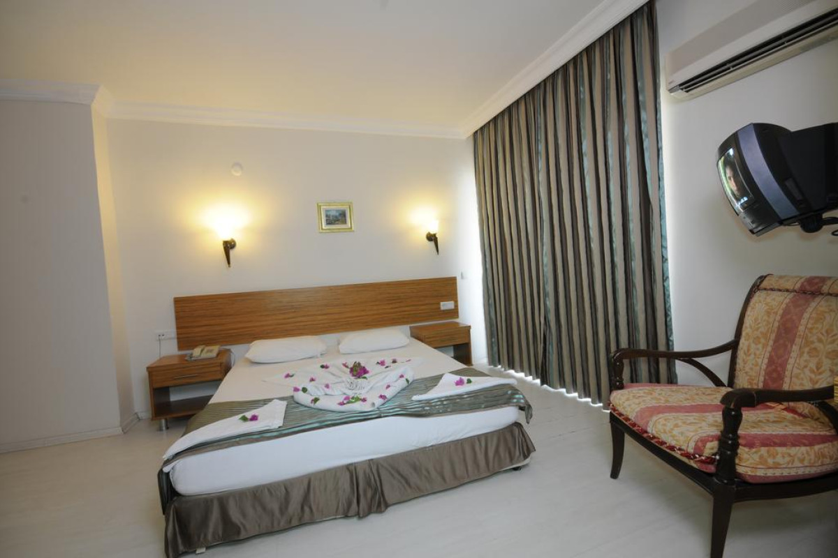 MERT SEASIDE HOTEL