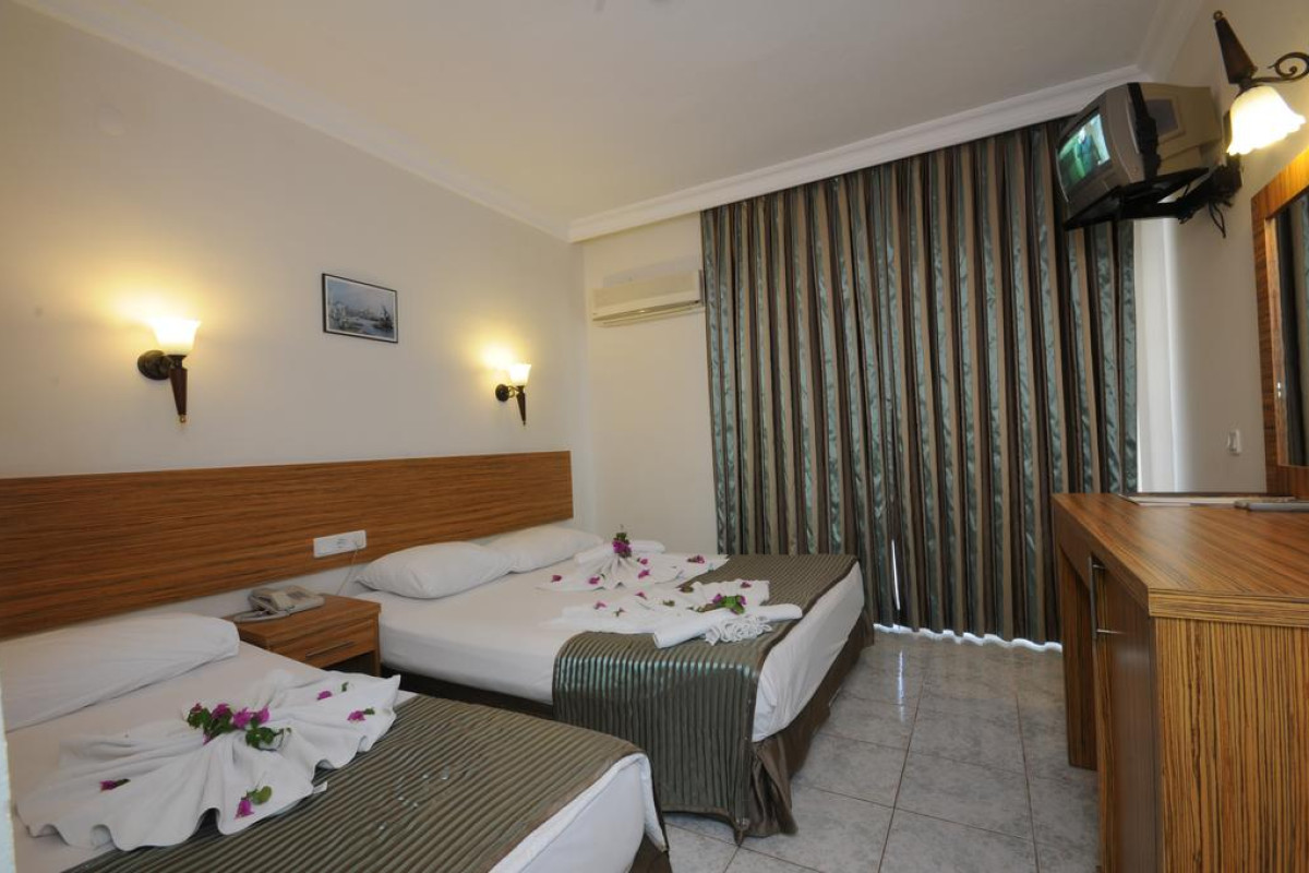 MERT SEASIDE HOTEL