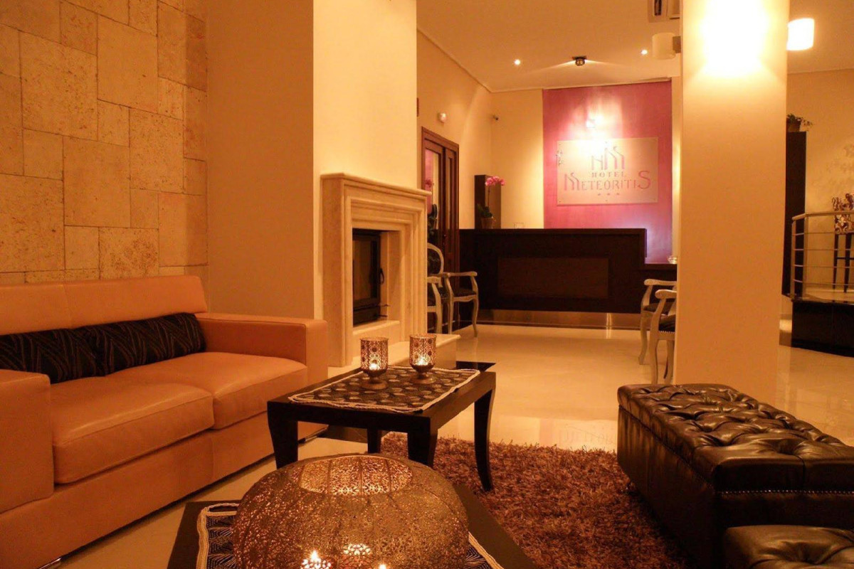 Meteoritis Hotel