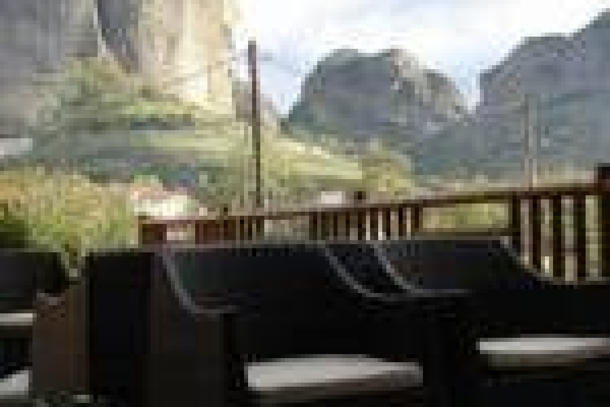 Meteoritis Hotel