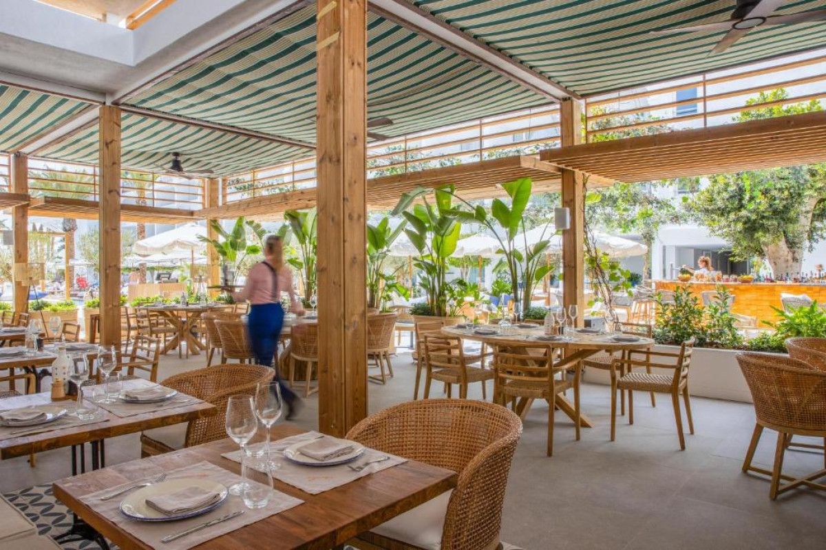METT Marbella Estepona Resort