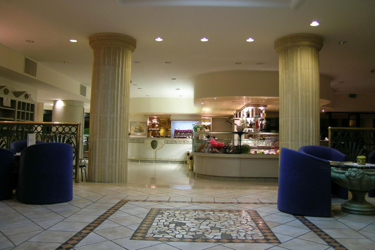 Miceneo Palace Hotel