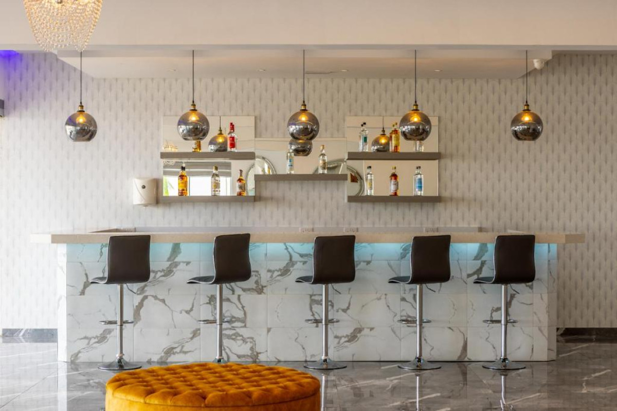 MILEA HOTEL