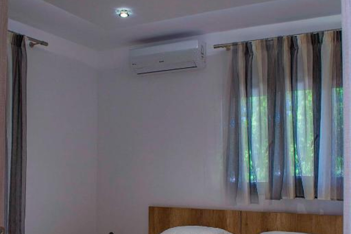 Milonas House Apartments