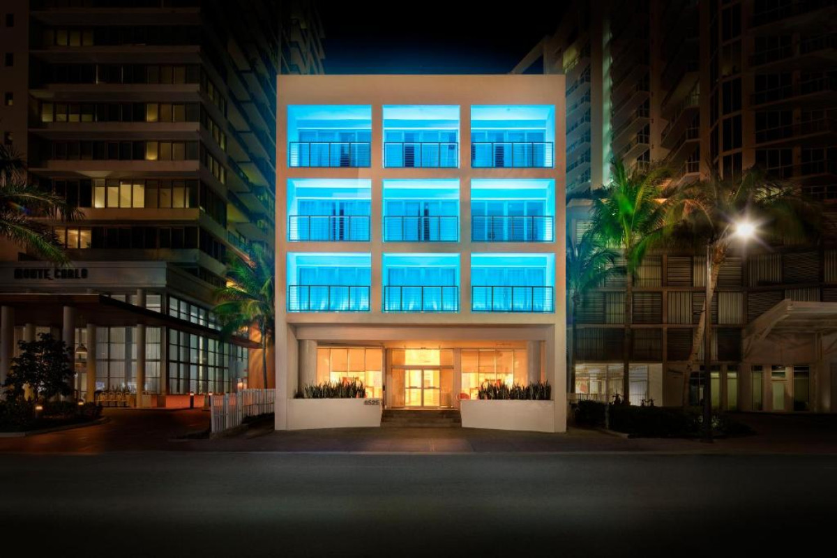 Mimosa Hotel