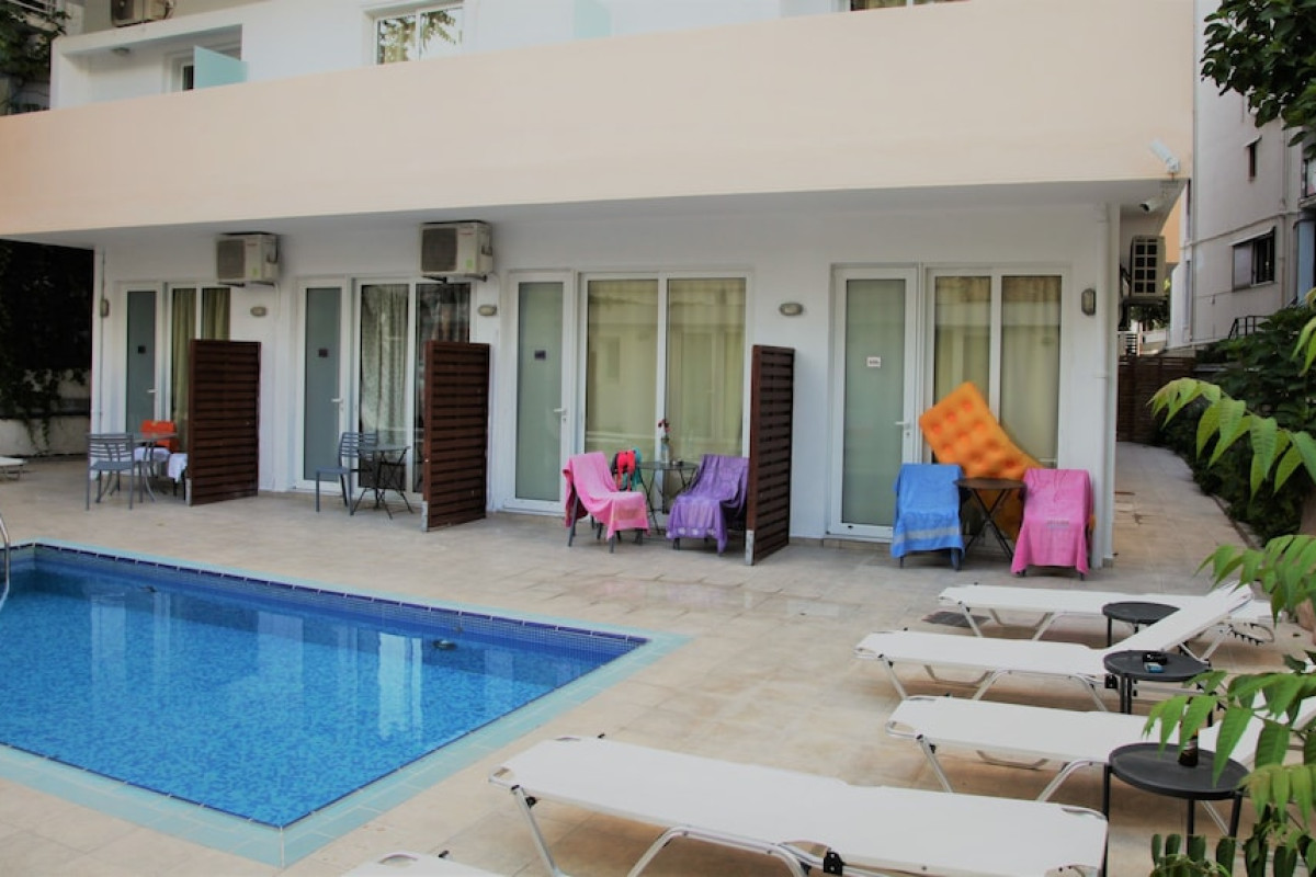 Mimosa Suites
