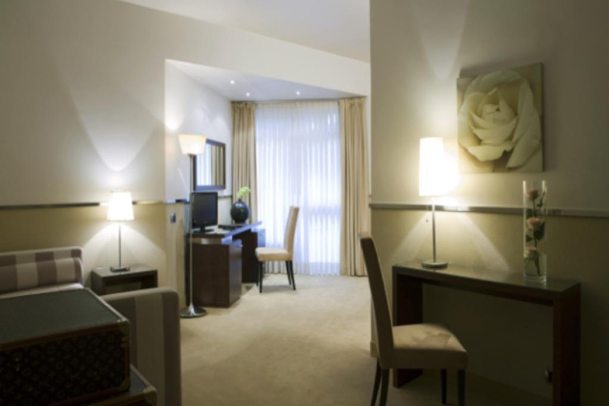 Mini Palace Hotel
