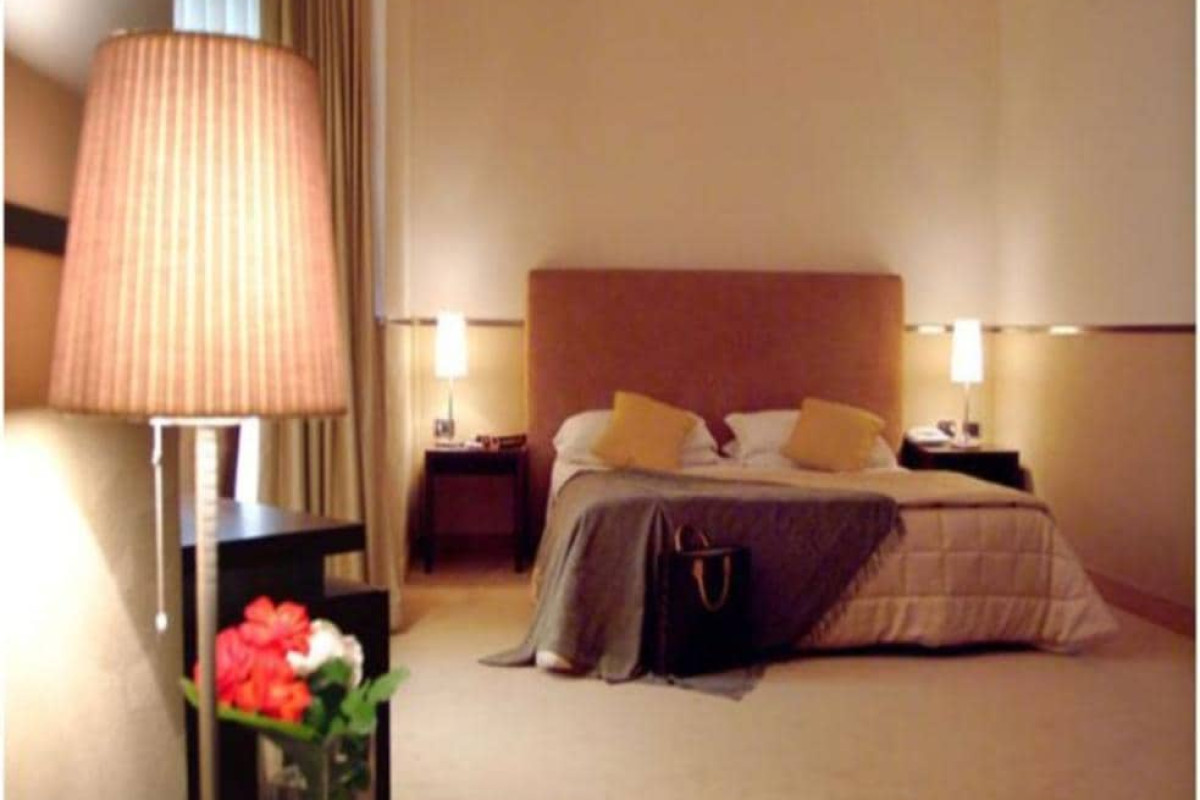 Mini Palace Hotel