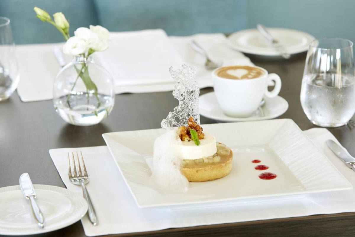 MINOA PALACE RESORT & SPA