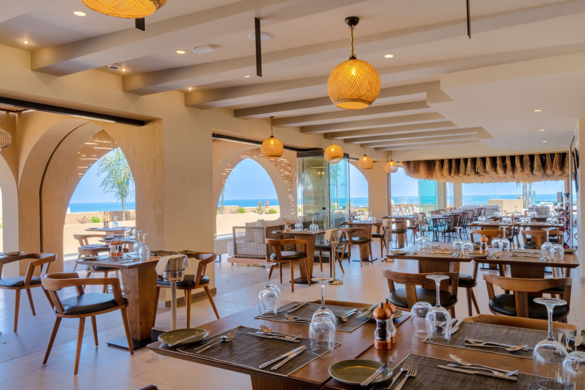 MINOS AMBASSADOR ALL SUITES & SPA Adults only 16+