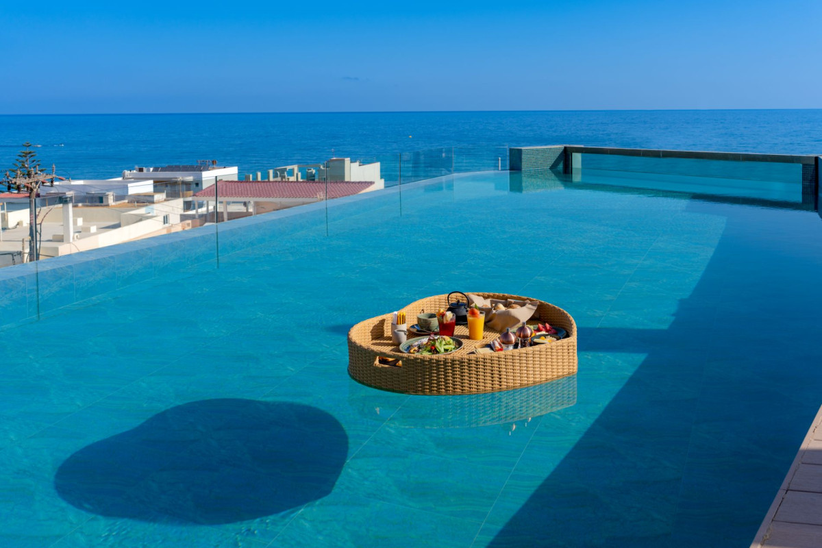MINOS AMBASSADOR ALL SUITES & SPA Adults only 16+