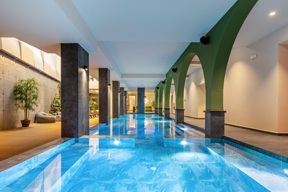 MINOS AMBASSADOR ALL SUITES & SPA Adults only 16+