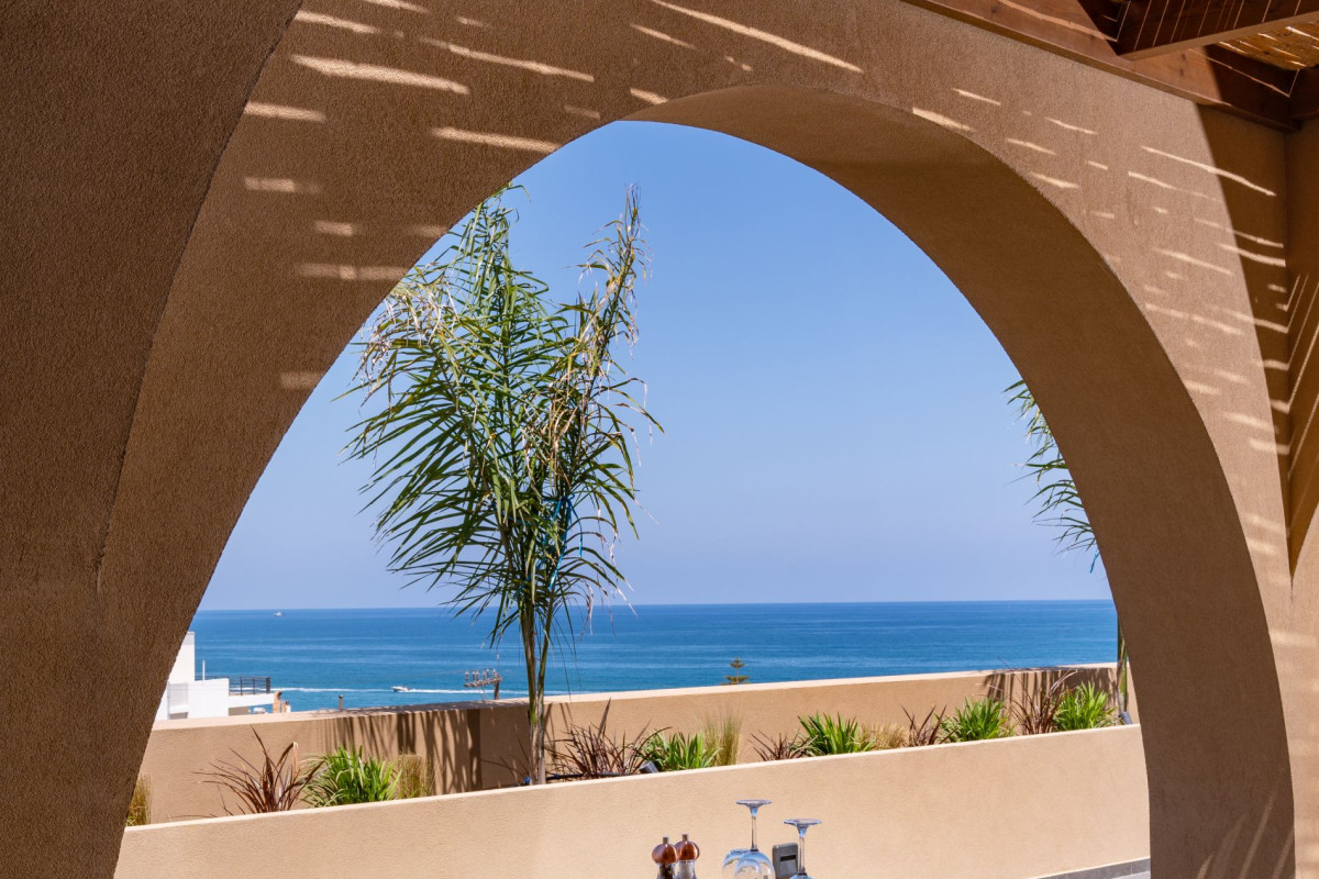 MINOS AMBASSADOR ALL SUITES & SPA Adults only 16+