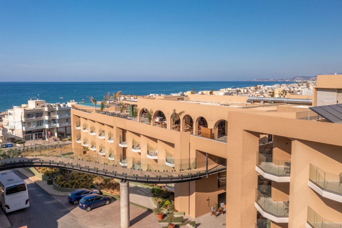 MINOS AMBASSADOR ALL SUITES & SPA Adults only 16+