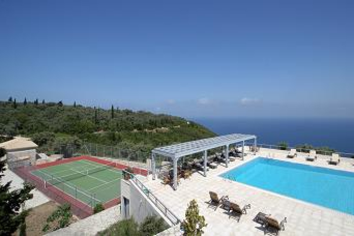 Mira Resort