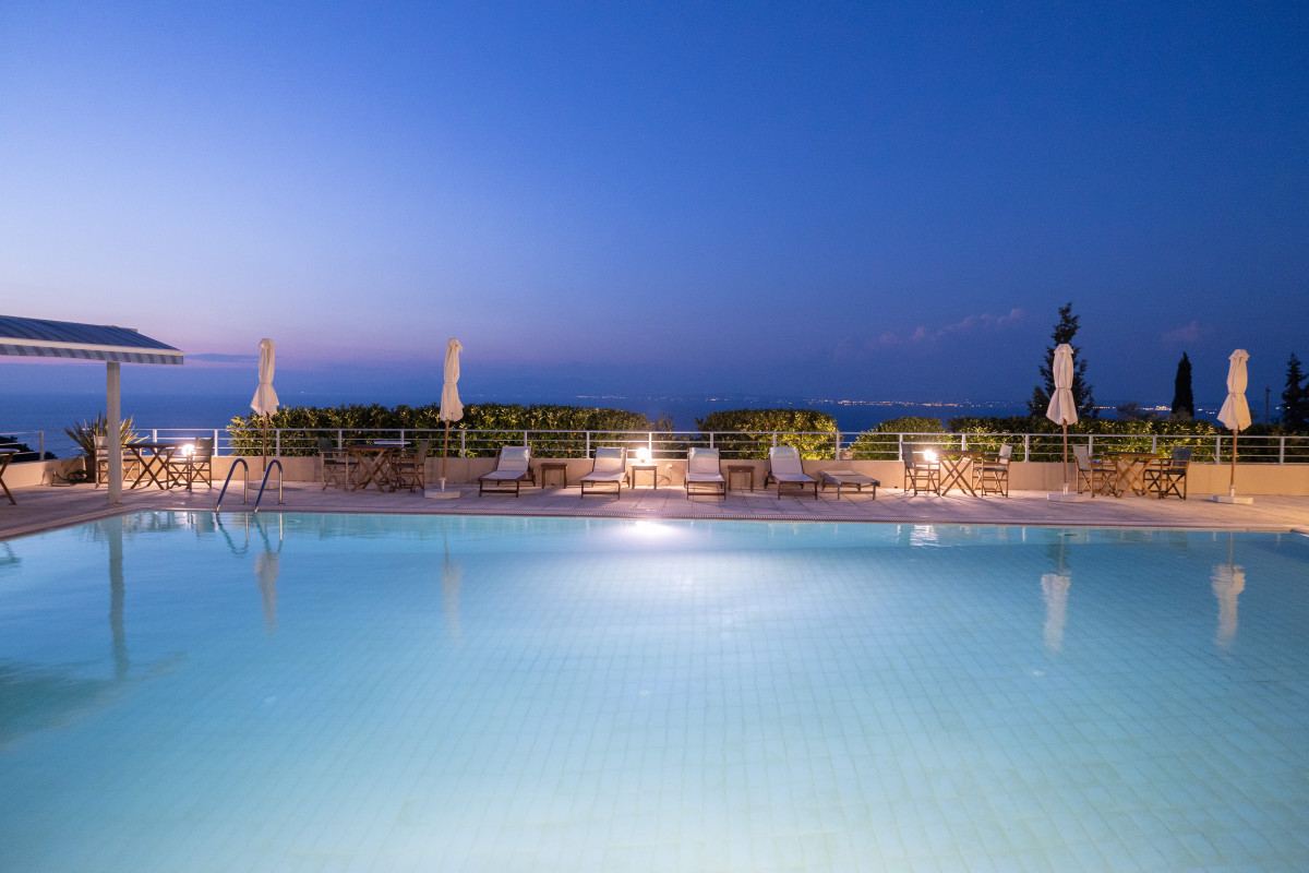 Mira Resort