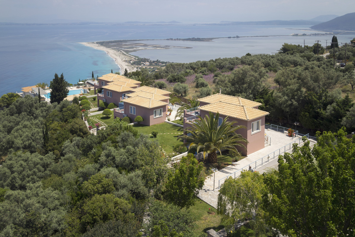 Mira Resort