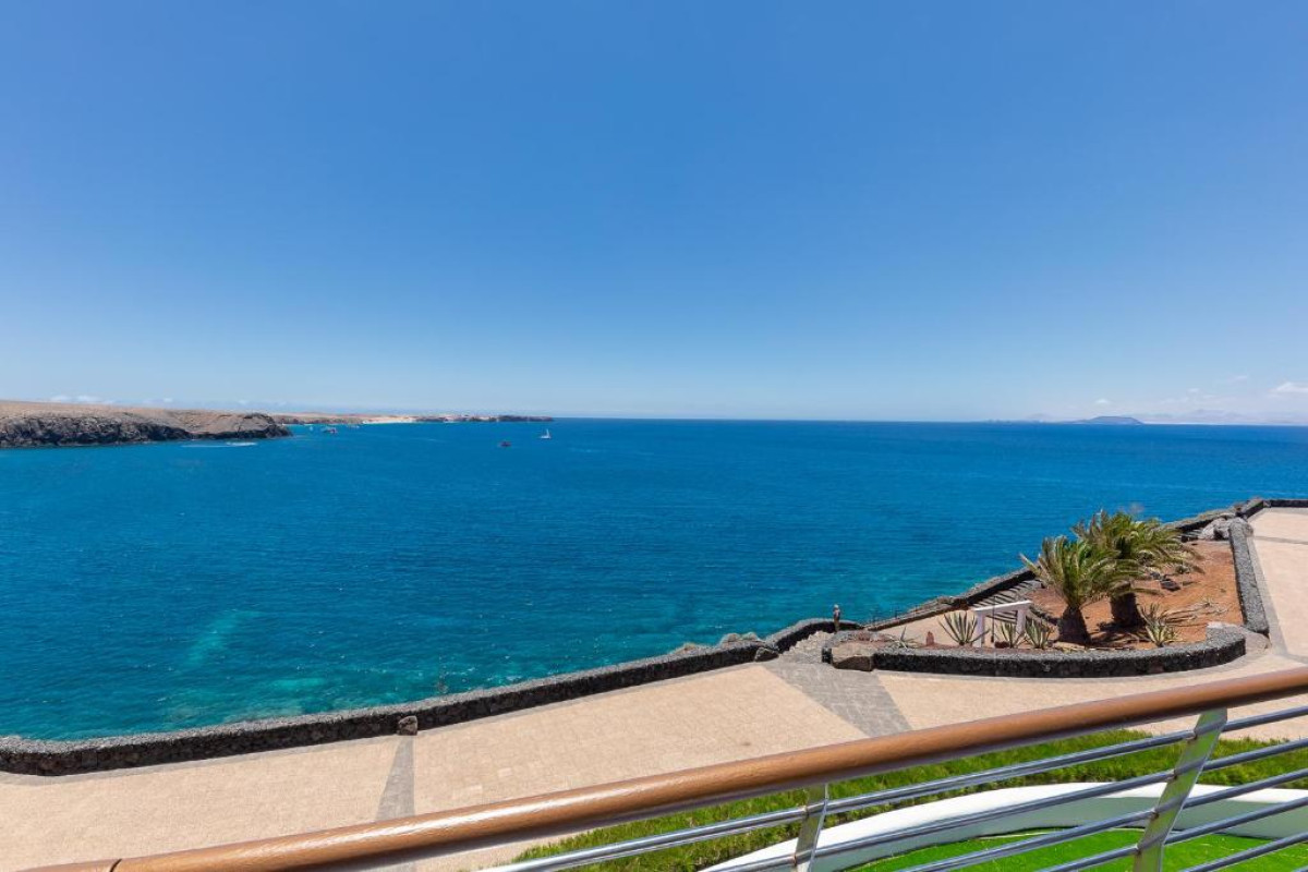 Mirador Papagayo by LIVVO