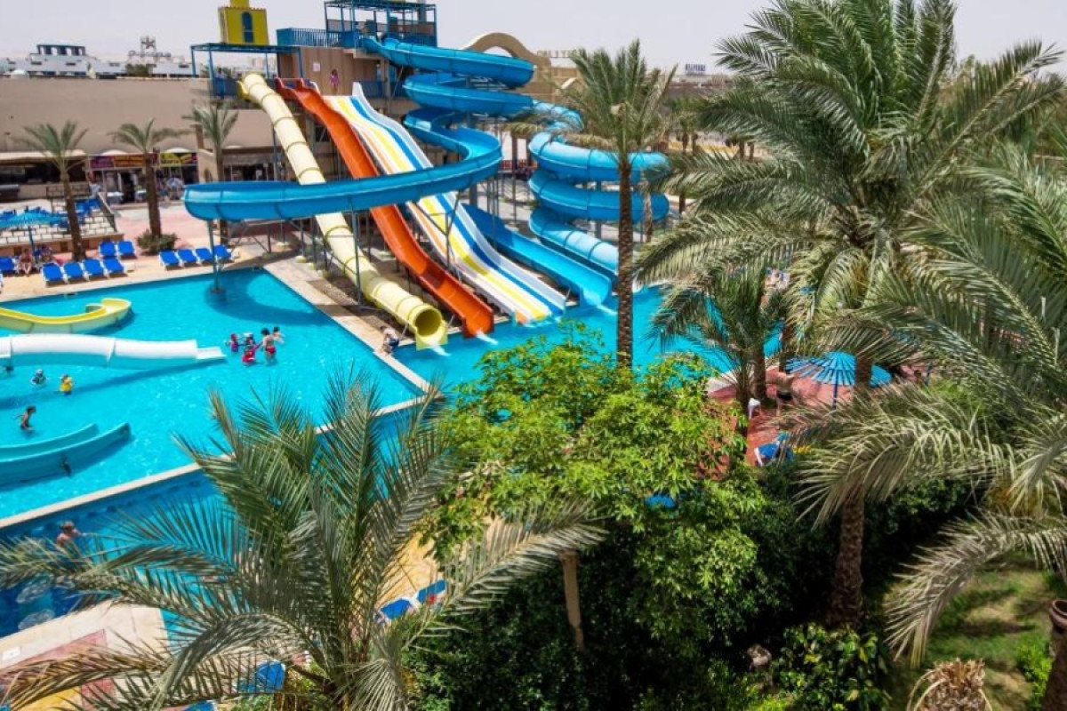 Mirage Bay Resort  Aqua Park****