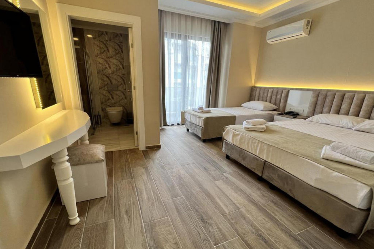 Miss Cleopatra Hotel