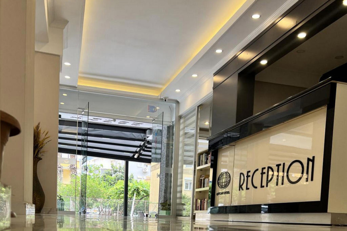 Miss Cleopatra Hotel