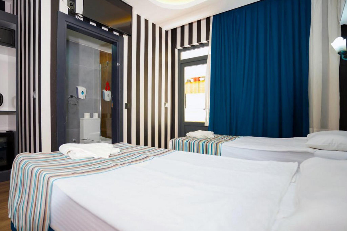 Miss Cleopatra Hotel