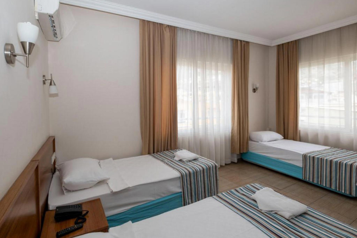 Miss Cleopatra Hotel