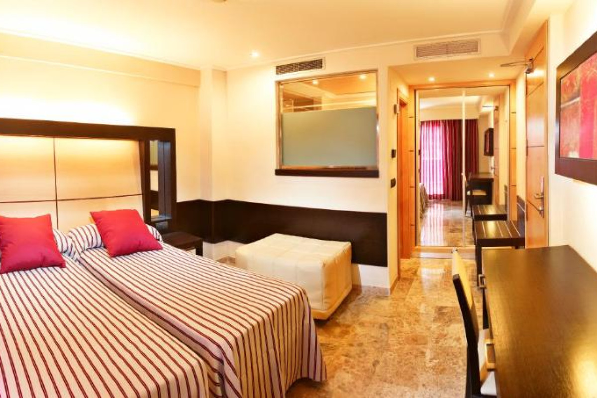 Hotel MLL Mediterranean Bay - Adults Only