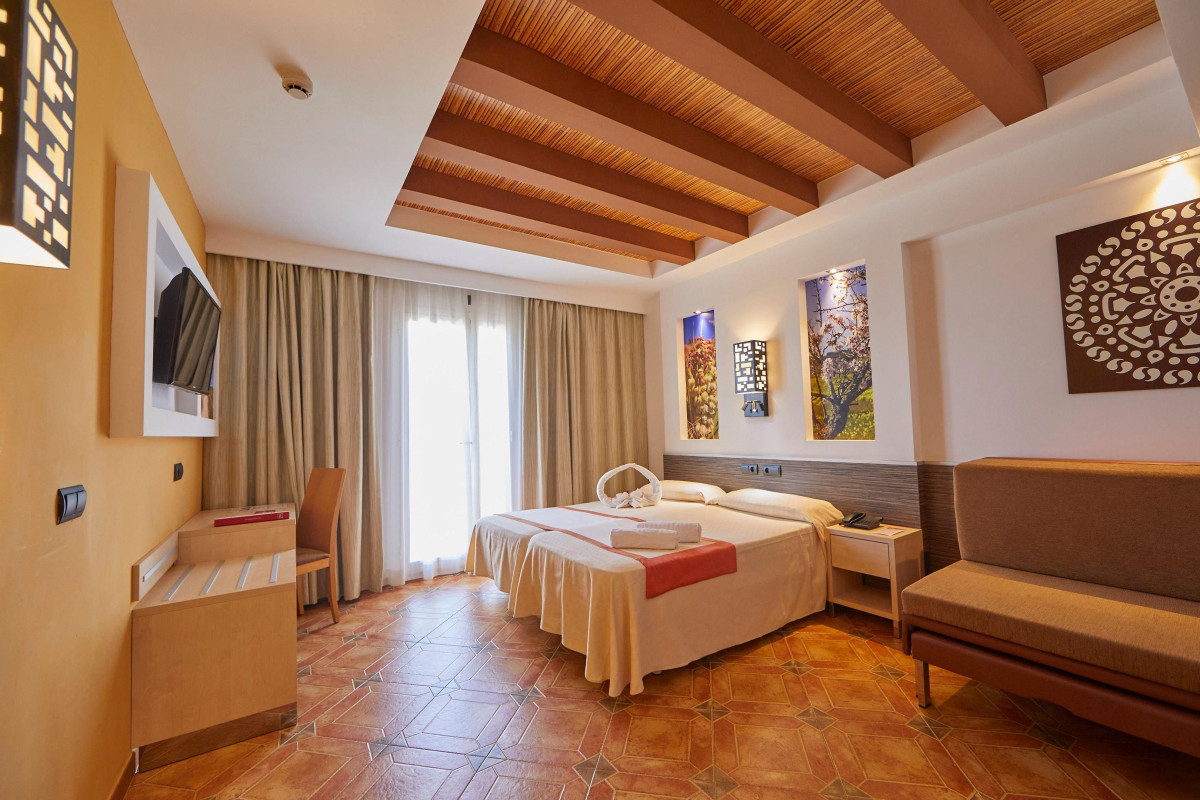 MLL Palma Bay Club Resort