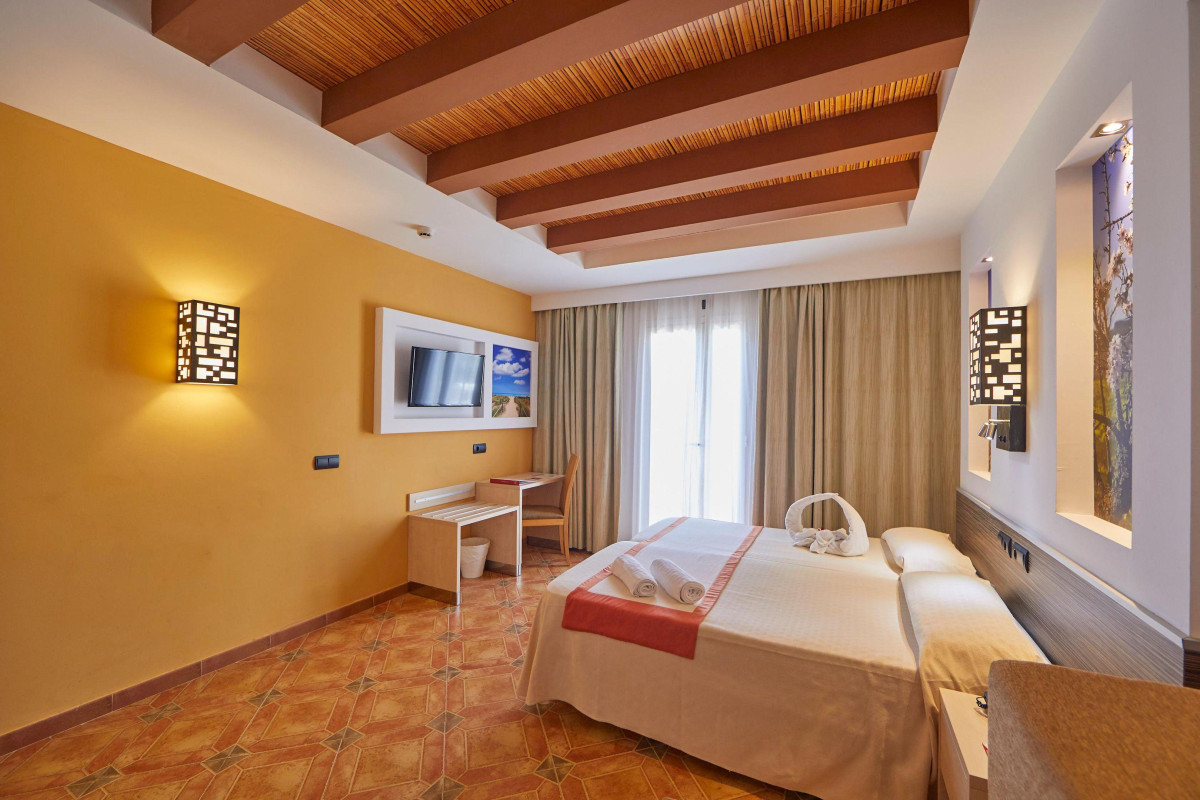 MLL Palma Bay Club Resort