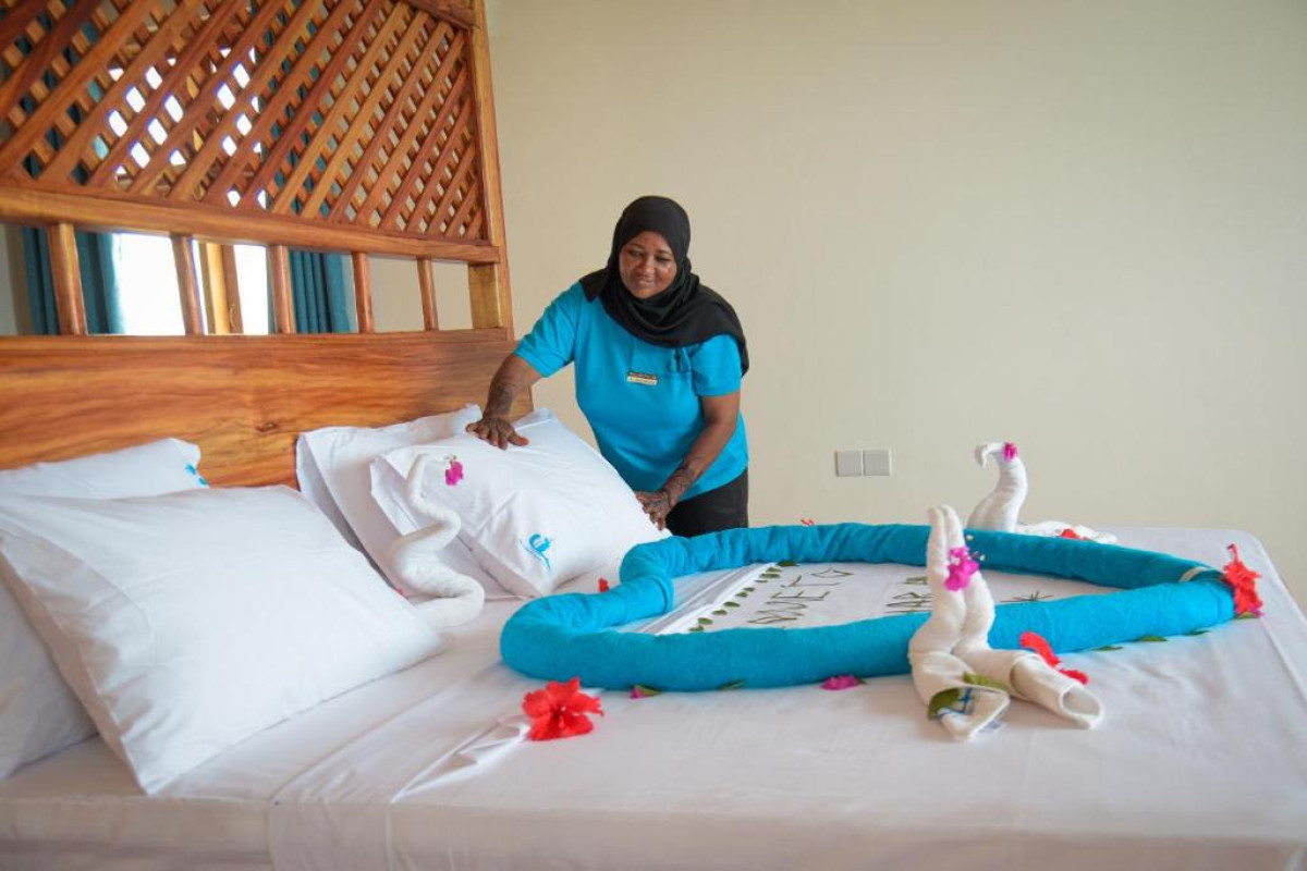 Mnarani Beach Cottages