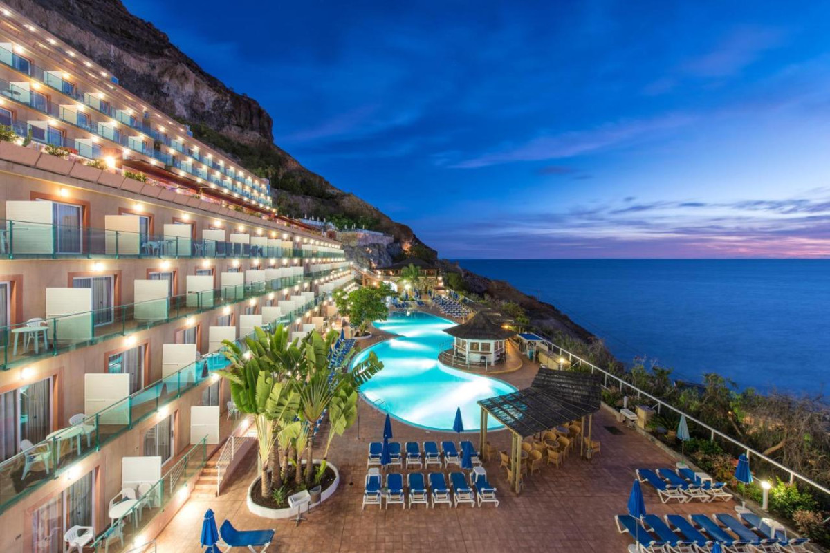 MOGAN PRINCESS & BEACH CLUB