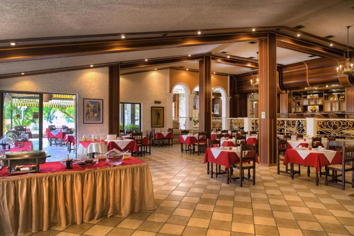 MOLFETTA HOTEL - GOUVIA