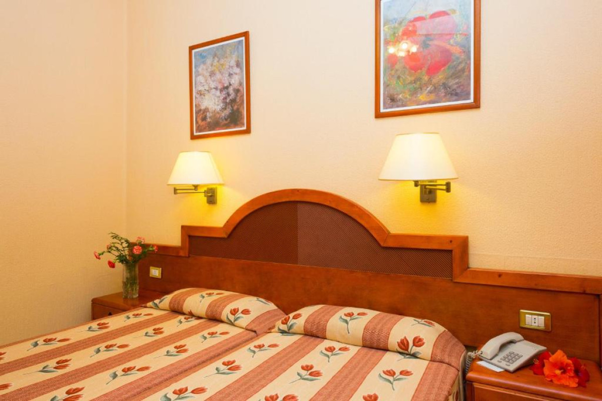 MONOPOL HOTEL