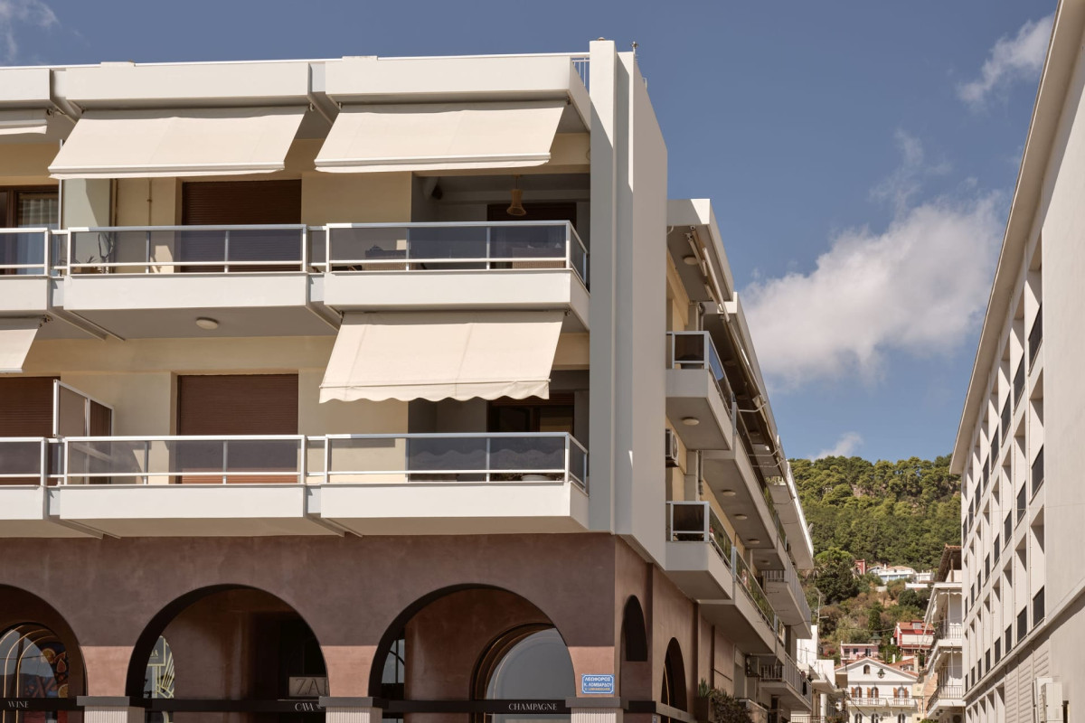 MONOPOLIO WATERFRONT APARTMENT