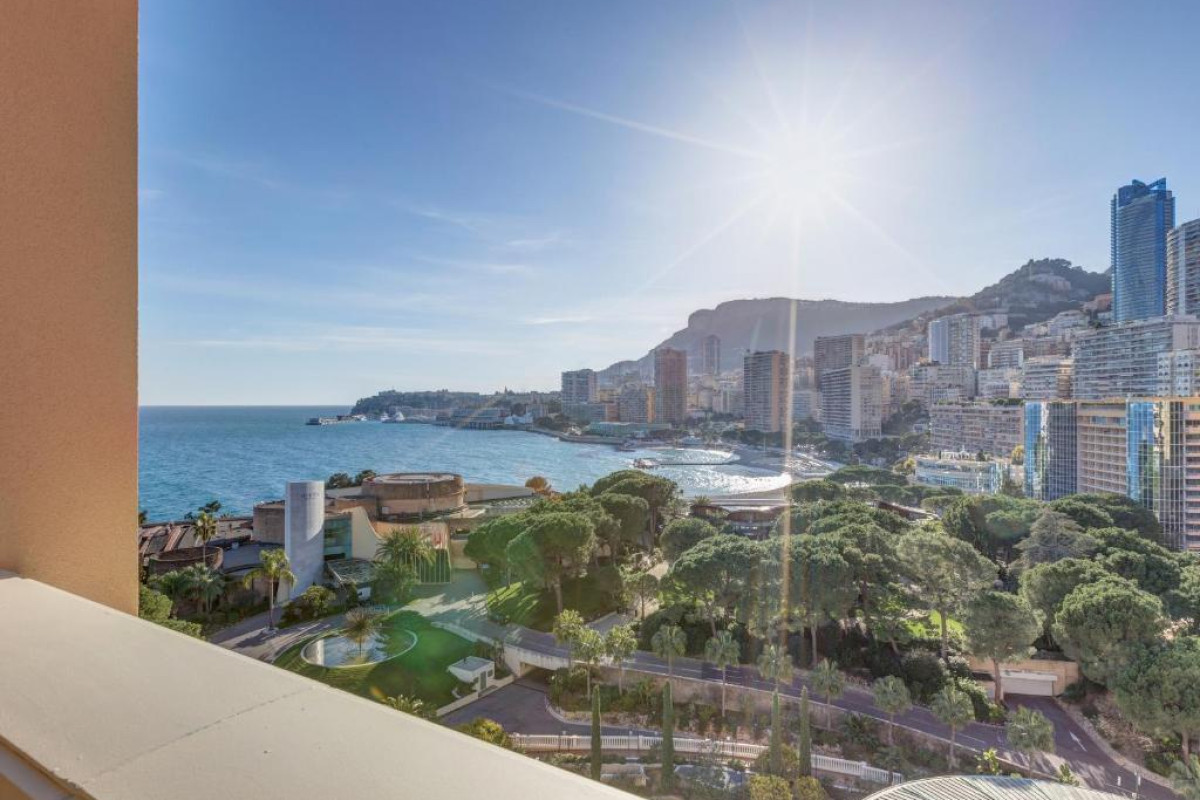 Monte-Carlo Bay Hotel & Resort