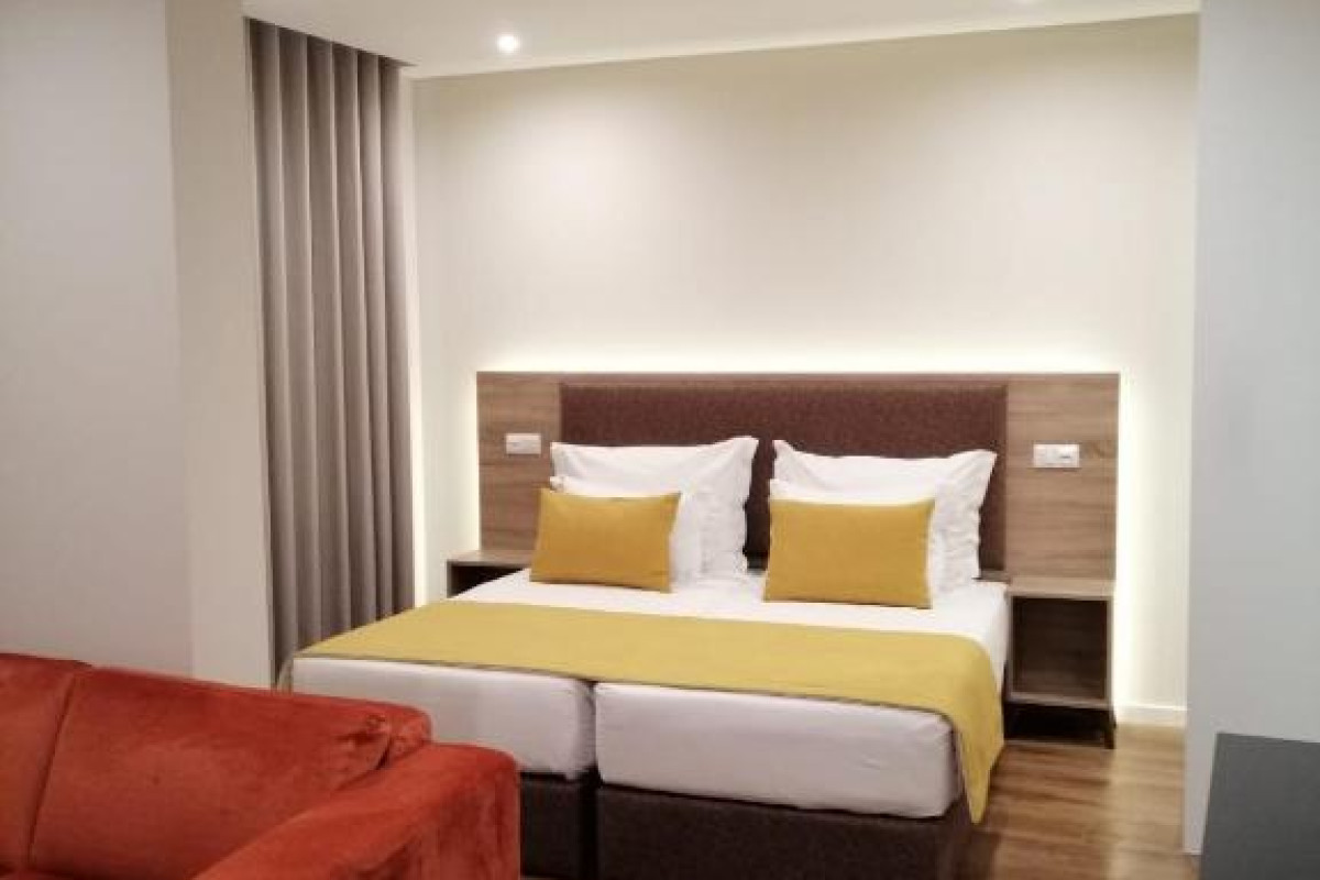 Monumental Plaza by Petit Hotels