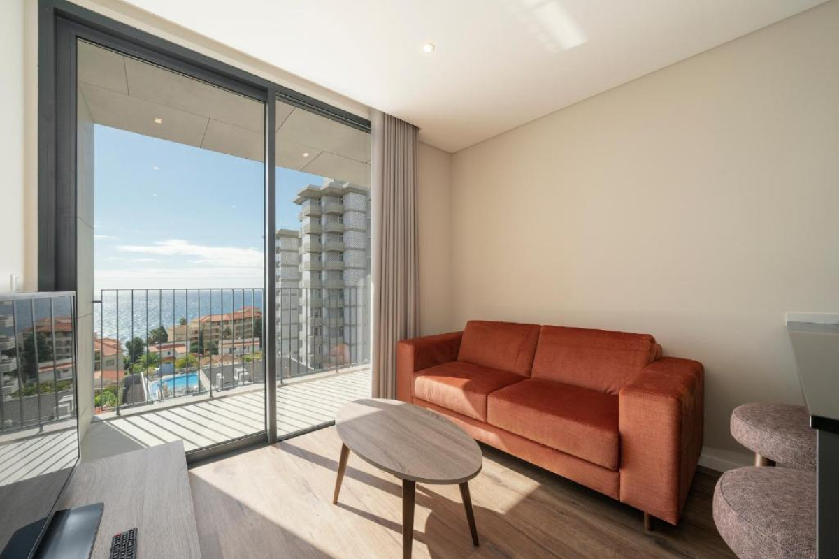 Monumental Plaza by Petit Hotels