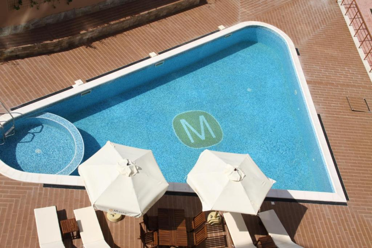 MORETO SEASIDE APARTHOTEL