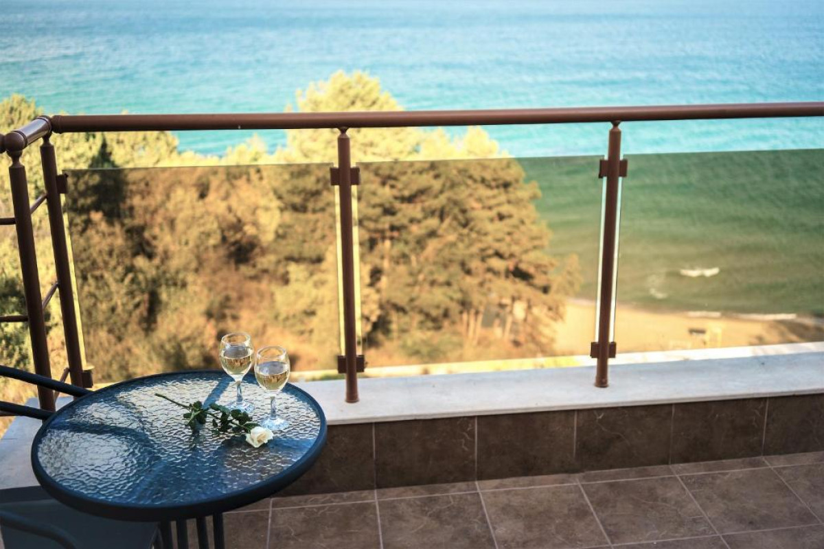 MORETO SEASIDE APARTHOTEL