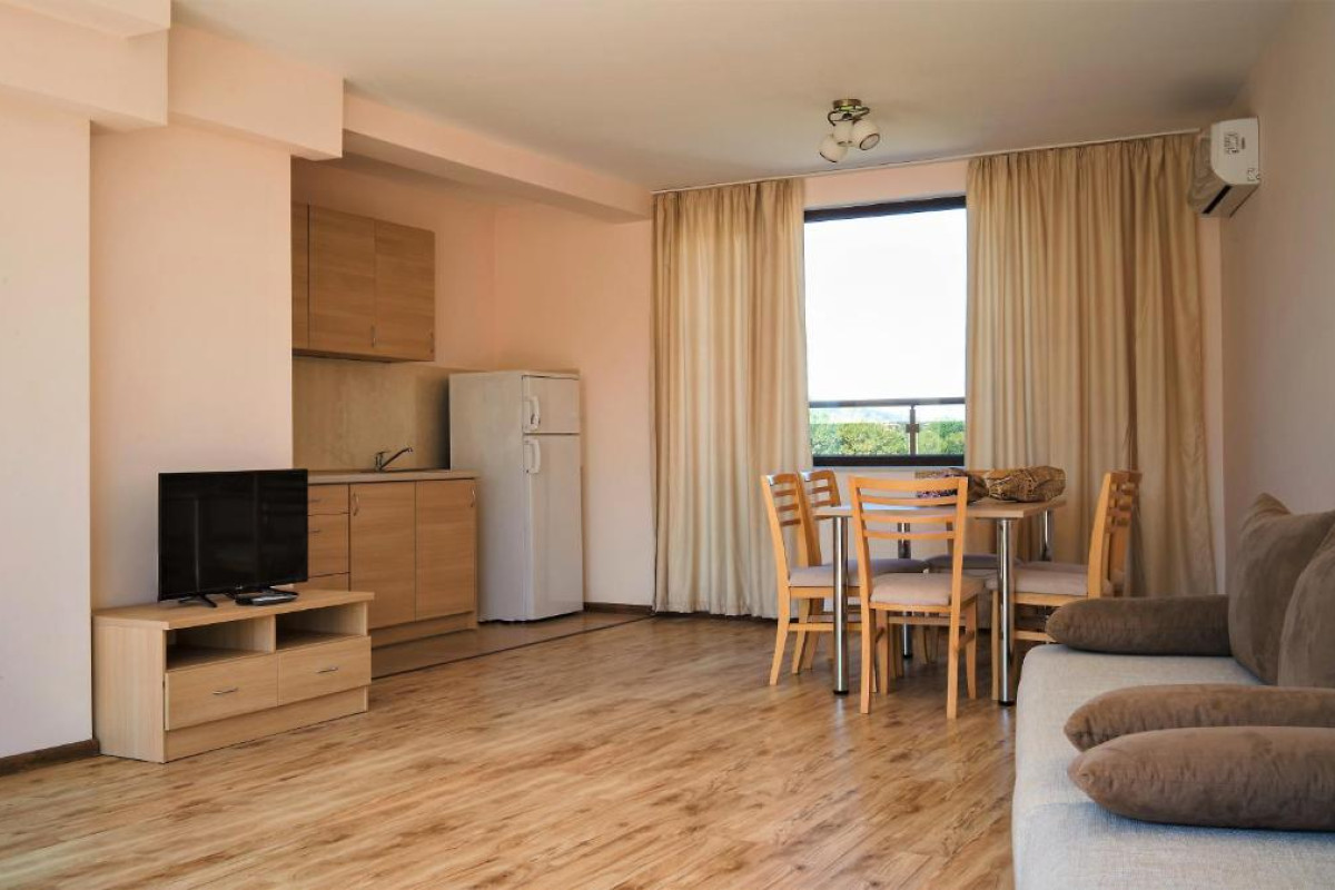 MORETO SEASIDE APARTHOTEL
