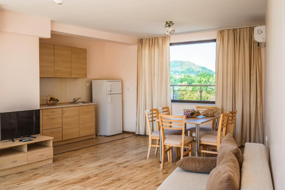 MORETO SEASIDE APARTHOTEL