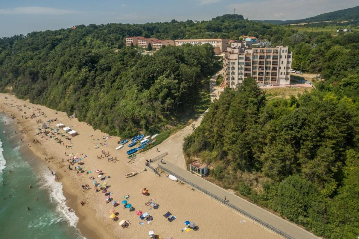 MORETO SEASIDE APARTHOTEL