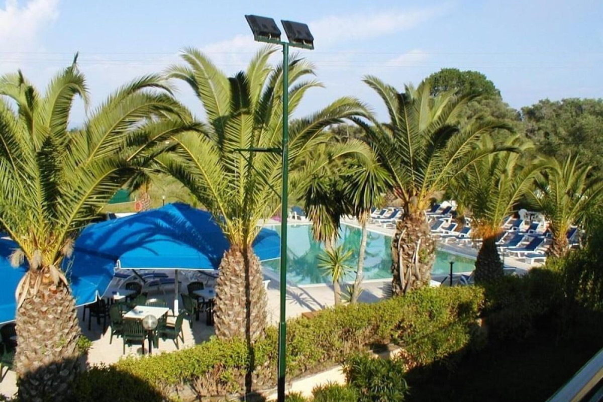 Morfeas Hotel